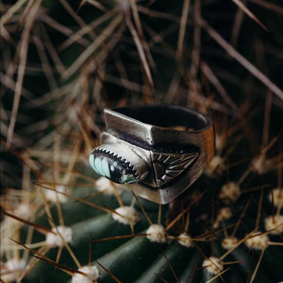 Custom handmade Sterling Silver & Turquoise Ring - Picture 3 of 7